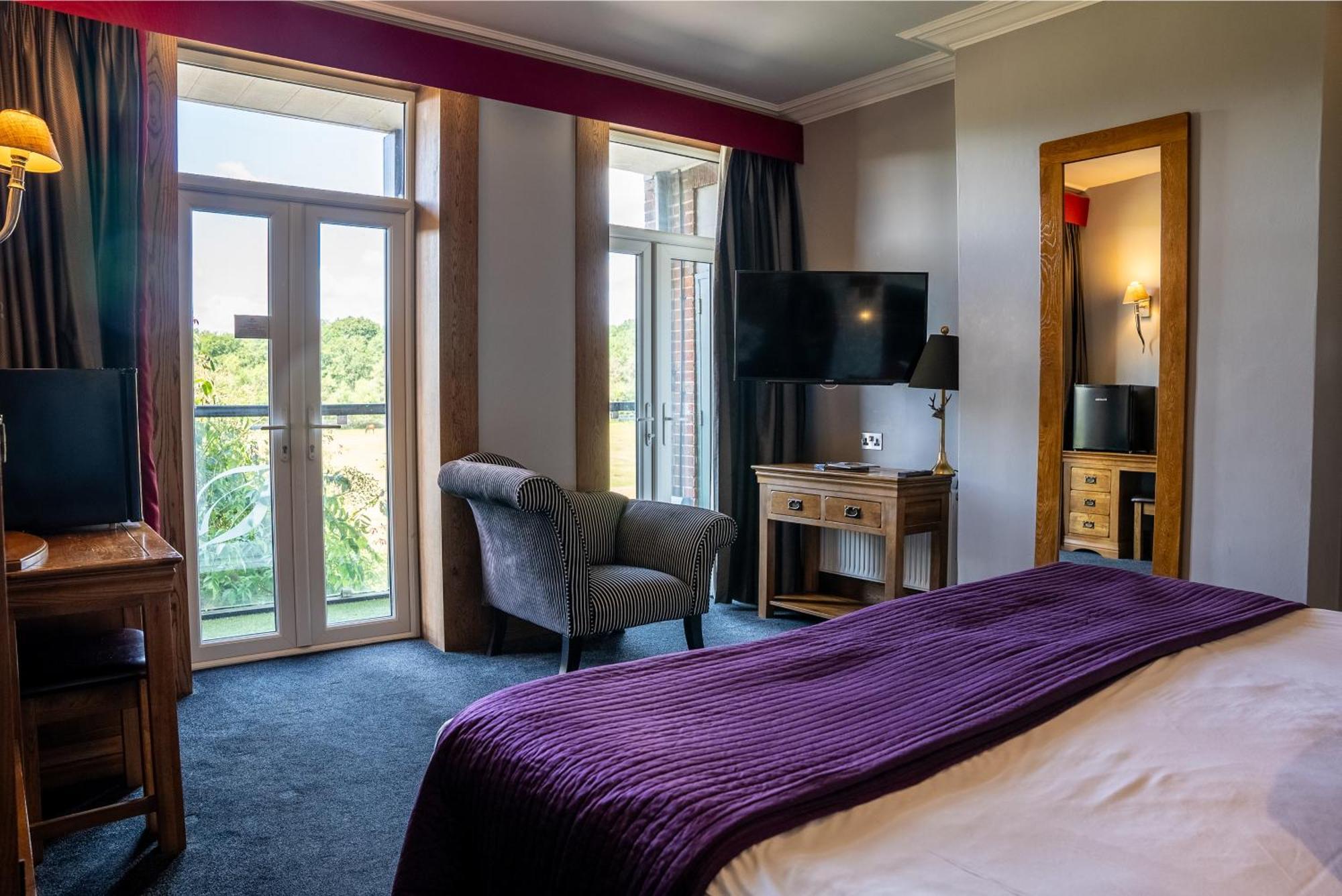 Balmer Lawn Brockenhurst Room photo