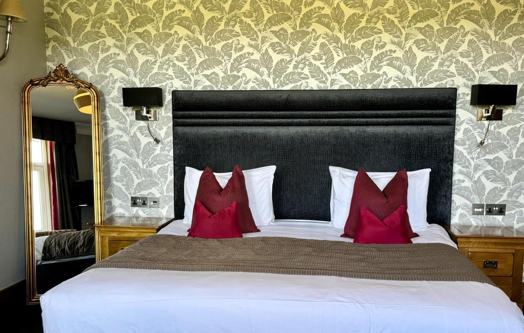 Balmer Lawn Brockenhurst Room photo